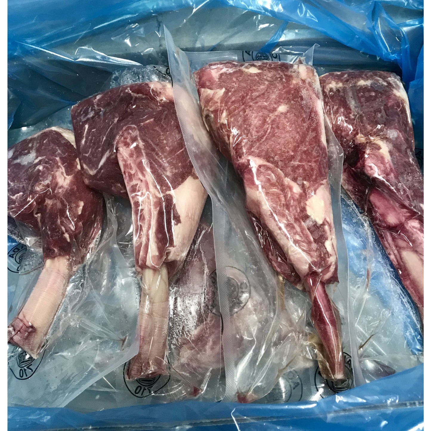 Côtelettes de veau 2 pouces / Caisse de 8 portions - VitaMenu