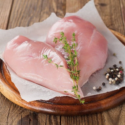 Poitrine de poulet / Caisse de 12 poitrines de poulet désossée biologique - VitaMenu